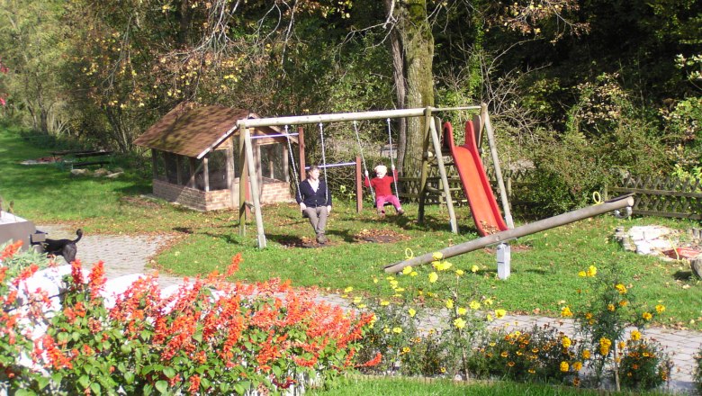 Am Spielplatz, © zVg Fam. Fallmann Am Spielplatz, © zVg Fam. Fallmann