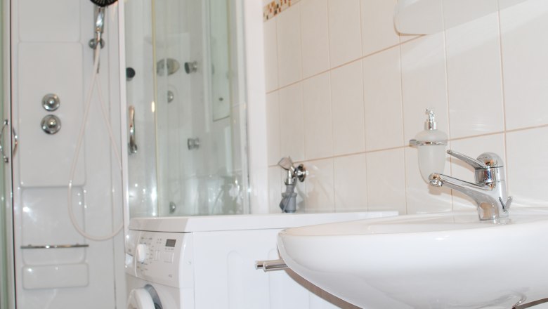 Ferienhaus Eva Deufl - Wohnung Gamsblick - Badezimmer, © Ferienhaus Eva Deufl Ferienhaus Eva Deufl - Wohnung Gamsblick - Badezimmer, © Ferienhaus Eva Deufl