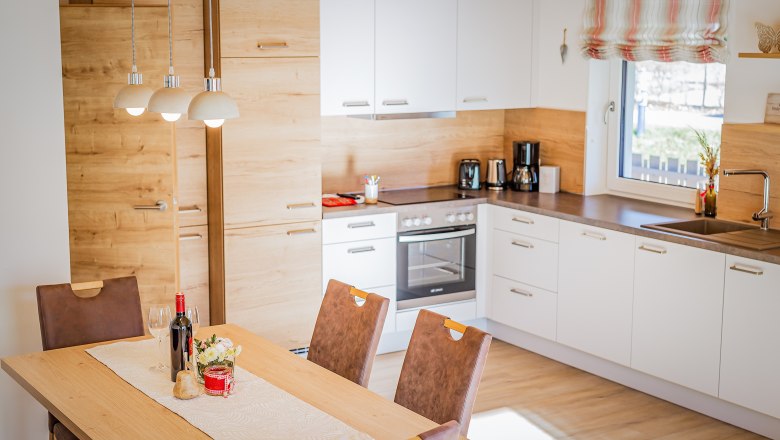 Rote Ferienwohnung - Essbereich, © Ludwig Fahrnberger Rote Ferienwohnung - Essbereich, © Ludwig Fahrnberger