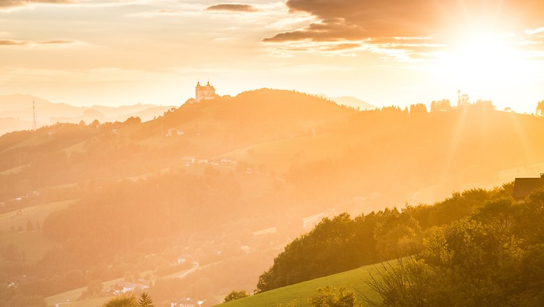 Die Basilika im "Heiligenschein", © schwarz-koenig.at Die Basilika im "Heiligenschein", © schwarz-koenig.at