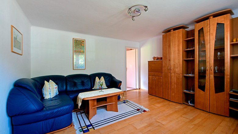 Ferienhaus Eva Deufl - Wohnung Heuboden - Wohnzimmer, © Ferienhaus Eva Deufl Ferienhaus Eva Deufl - Wohnung Heuboden - Wohnzimmer, © Ferienhaus Eva Deufl