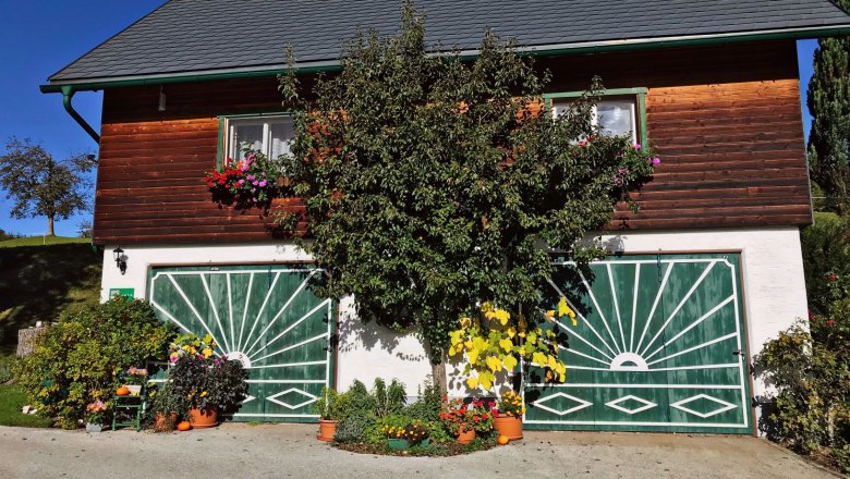 Hof, © Birgit Roseneder Hof, © Birgit Roseneder