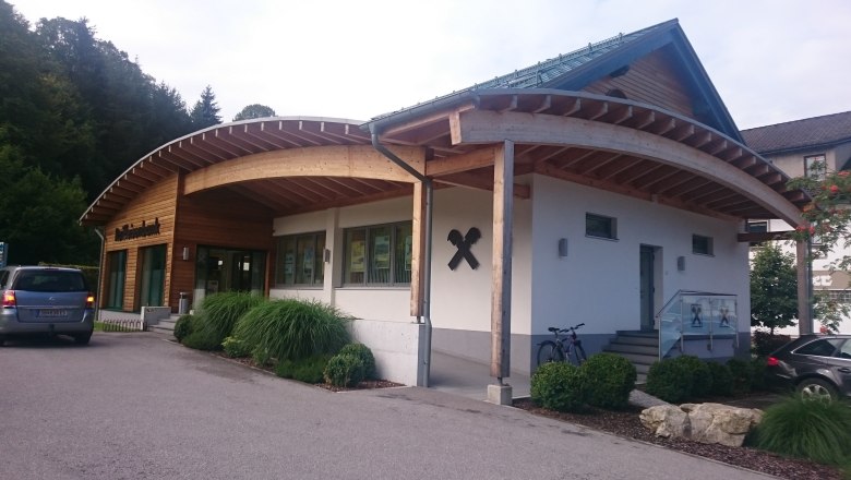 Raiffeisenbank Mittleres Mostviertel - Bankstelle G&ouml;stling, &copy; Tourismusverein G&ouml;stlinger Alpen