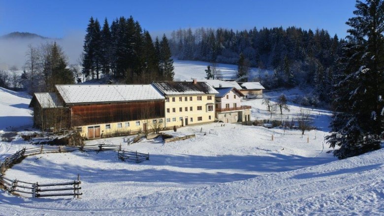 Biohof Teufel im Winter, &copy; Barbara Teufel