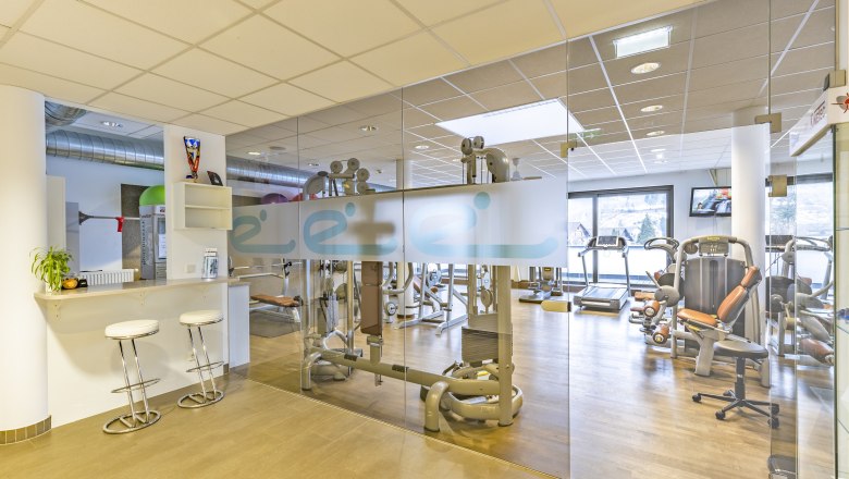 Indoor Fitnessstudio im oberen Stock, &copy; Emotion Therapiezentrum GmbH