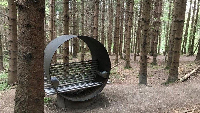 H&ouml;rsessel Tierpark Buchenberg, &copy; Eisenstra&szlig;e Nieder&ouml;sterreich