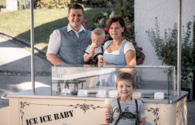 Familie Tazreiter, &copy; Gerald Demolsky