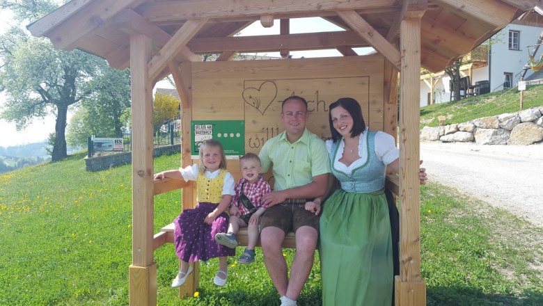 Familie Korntheurer freut sich auf Ihren Besuch, &copy; Julia Wagner