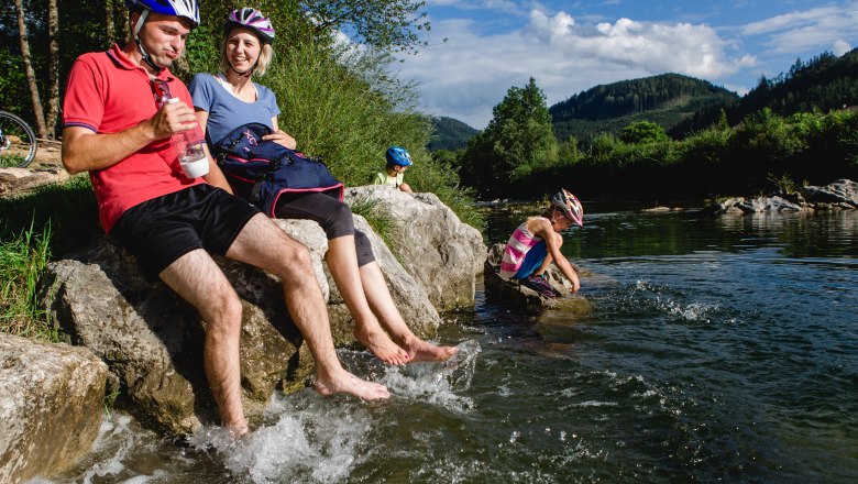 Lauschige Pl&auml;tzchen laden zum Verweilen ein, &copy; schwarz-koenig.at