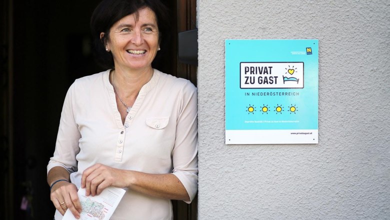 Gastgeberin, &copy; weinfranz